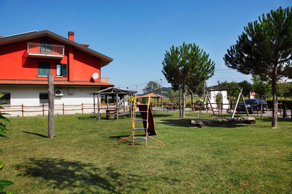 Azienda Agrituristica Pericle มอนเตลลา ภายนอก รูปภาพ