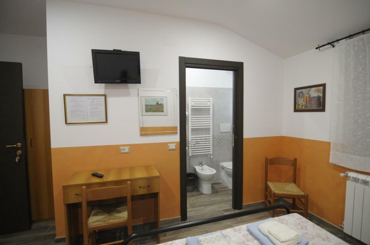 Azienda Agrituristica Pericle มอนเตลลา ภายนอก รูปภาพ